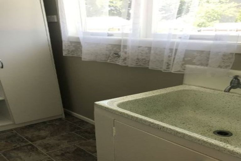 Photo of property in 40 Rangipoia Place, Turangi, 3334