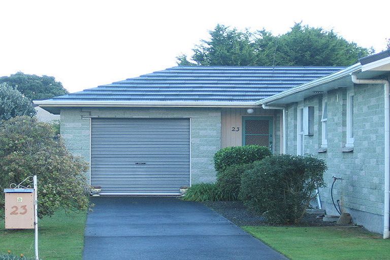 Photo of property in 23 Anthony Grove, Paraparaumu Beach, Paraparaumu, 5032