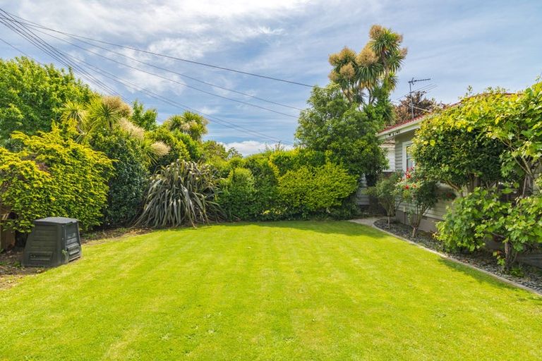 Photo of property in 24 Jennifer Street, Bryndwr, Christchurch, 8053