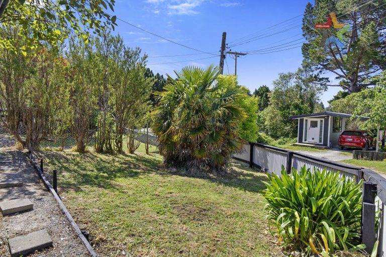 Photo of property in 40 Logie Street, Stokes Valley, Lower Hutt, 5019
