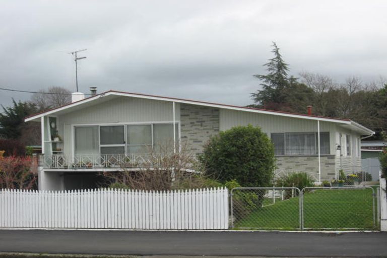 Photo of property in 298 High Street South, Carterton, 5713