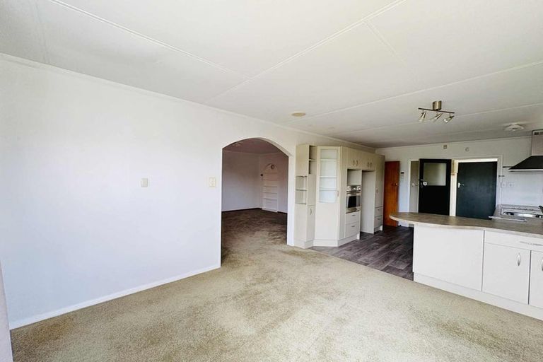 Photo of property in 26 Stephens Crescent, Highbury, Palmerston North, 4412