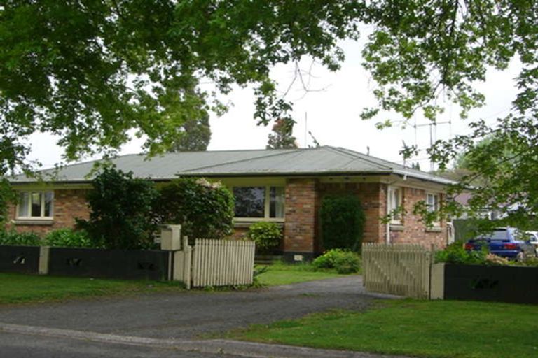 Photo of property in 34 Richmond Street, Cambridge, 3434