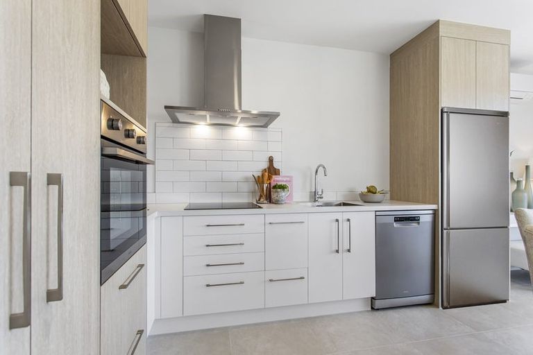 Photo of property in 1 Tana Way, Manurewa, Auckland, 2102