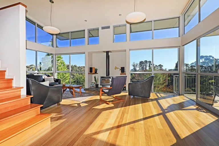 Photo of property in 20 Burbury Ridge, Havelock North, 4130