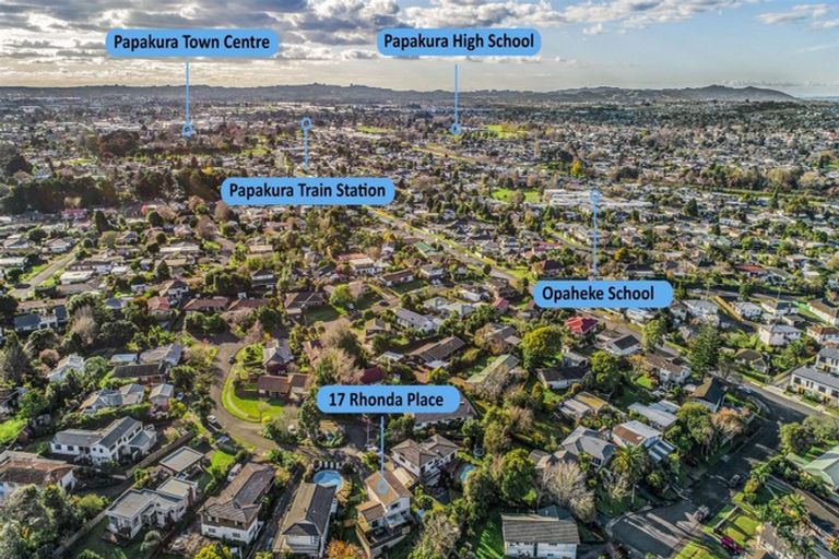 Photo of property in 17 Rhonda Place, Opaheke, Papakura, 2113