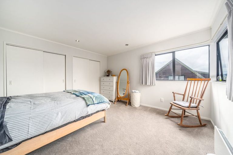 Photo of property in 8 Furlong Crescent, Churton Park, Wellington, 6037