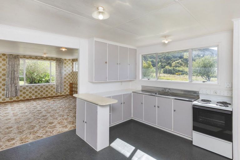 Photo of property in 3821 Waiapu Road, Tokomaru Bay, 4079