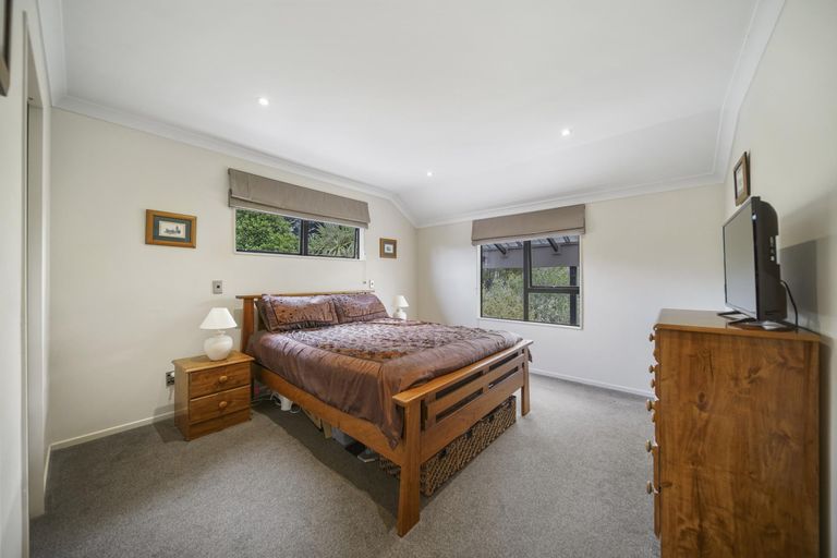 Photo of property in 29 Woodview Rise, Botany Downs, Auckland, 2010