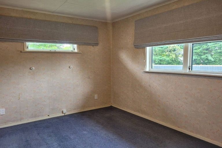 Photo of property in 27 Kent Street, Carterton, 5713