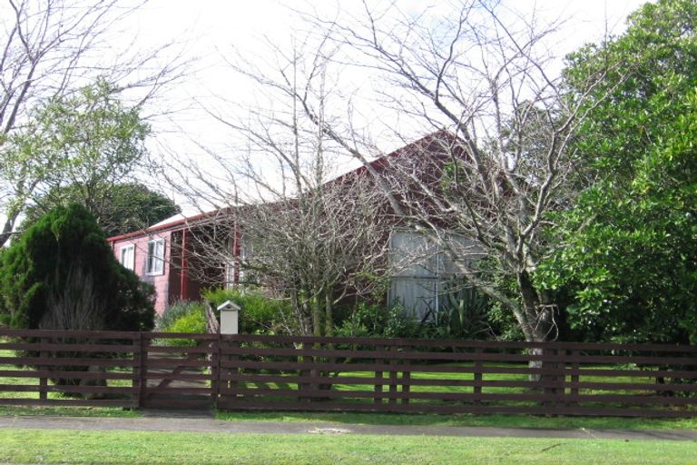 Photo of property in 29 Escort Grove, Awapuni, Palmerston North, 4412
