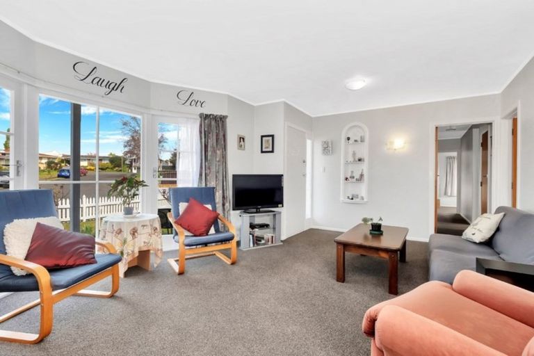 Photo of property in 6 Kylemore Place, Te Puke, 3119