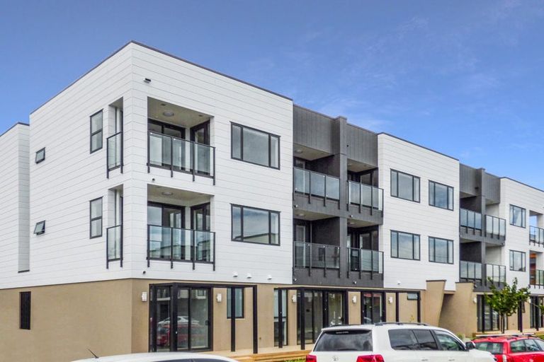 Photo of property in 213/98 Haverstock Road, Sandringham, Auckland, 1025