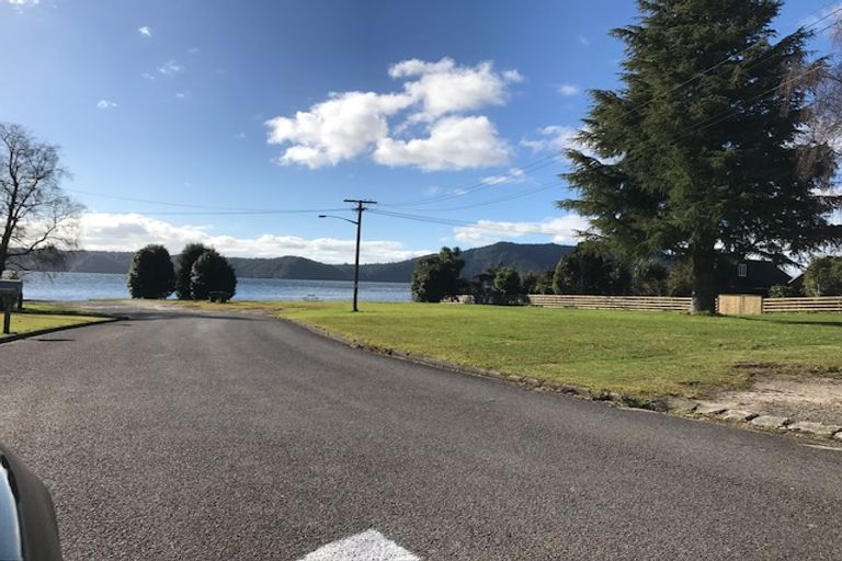 Photo of property in 22 Aoturoa Avenue, Rotoiti Forest, Rotorua, 3074