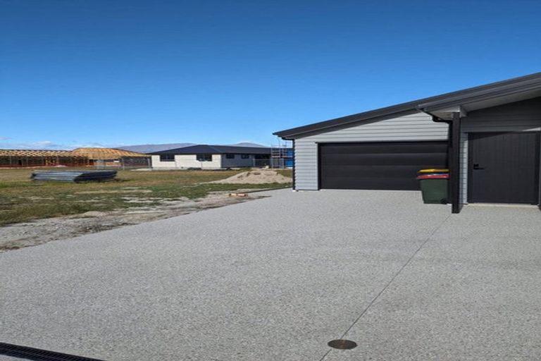 Photo of property in 10 Waddell Street, Lake Hawea, 9382