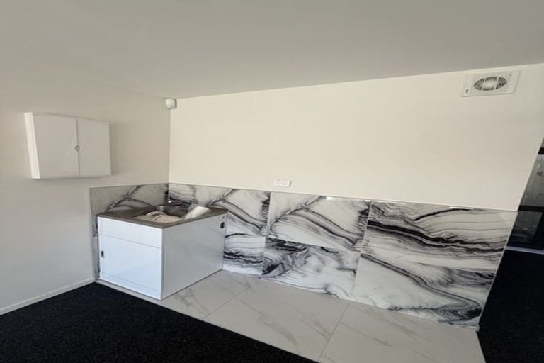 Photo of property in 44b Orams Road, Hillpark, Auckland, 2102