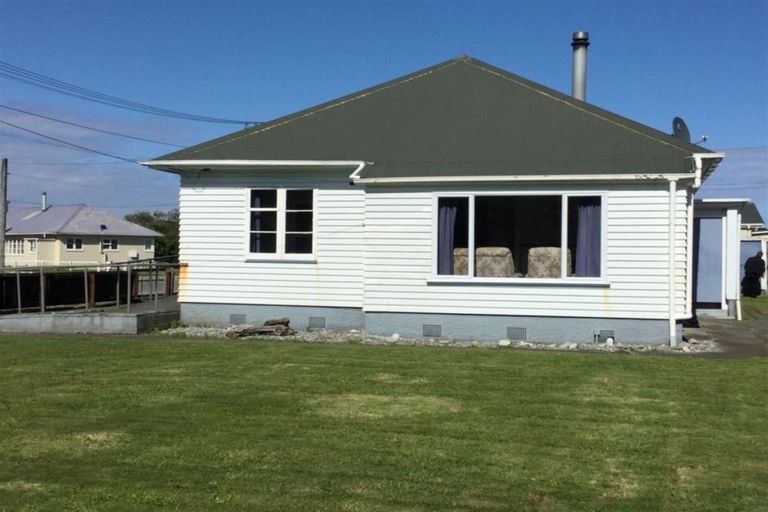 Photo of property in 15 Lynch Street, Cobden, Greymouth, 7802