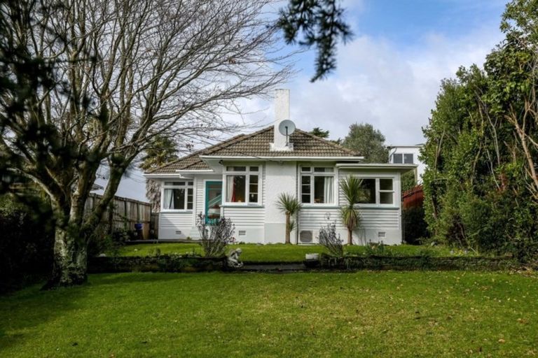 Photo of property in 503 Devon Street West, Blagdon, New Plymouth, 4310