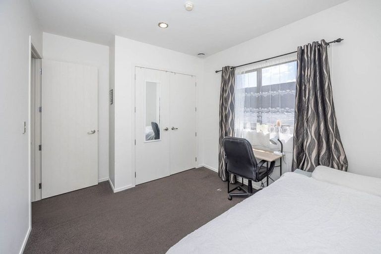 Photo of property in 15 Te Ironui Place, Huntington, Hamilton, 3210