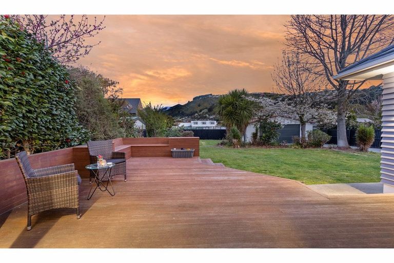 Photo of property in 36 Centaurus Road, Cashmere, Christchurch, 8022