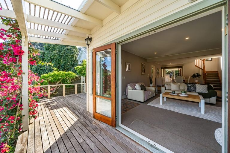 Photo of property in 309 Muritai Road, Eastbourne, Lower Hutt, 5013