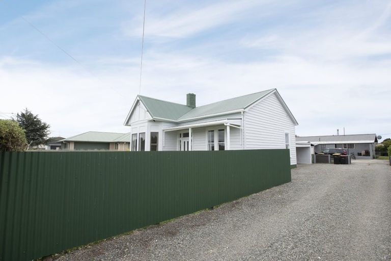 Photo of property in 42 Dudley Street, Grasmere, Invercargill, 9810