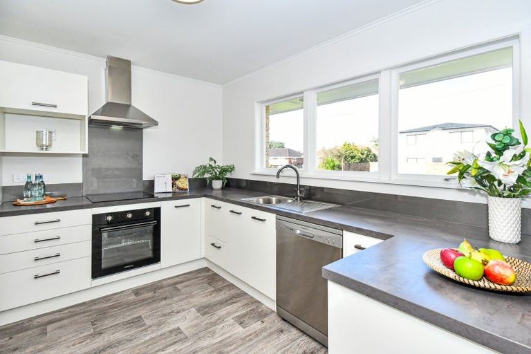 Photo of property in 1/1 Sunnyside Crescent, Papatoetoe, Auckland, 2025