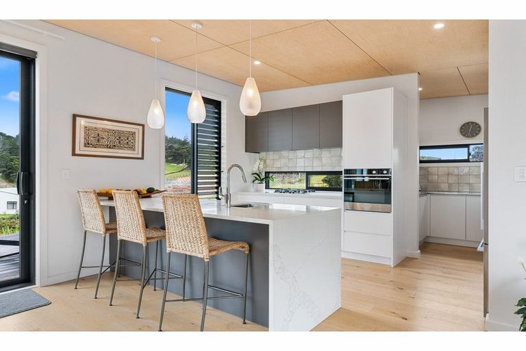 Photo of property in 140 Estuary Drive, Mangawhai Heads, Mangawhai, 0505