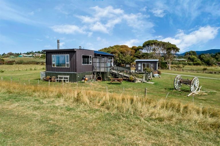 Photo of property in 13 Stafford Street, Hampden, 9410