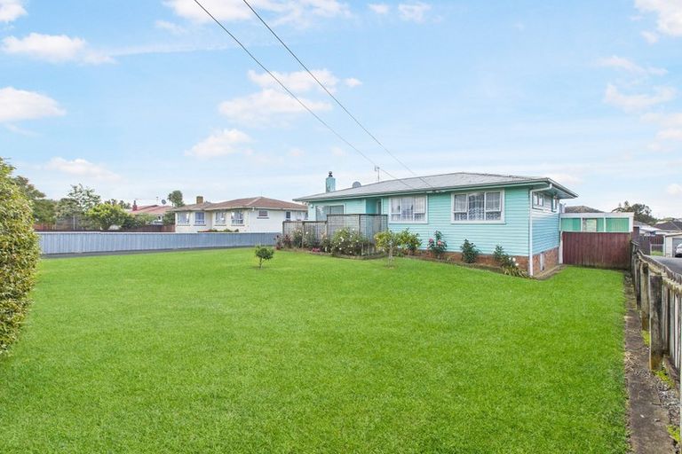 Photo of property in 16 Boundary Road, Clover Park, Auckland, 2019