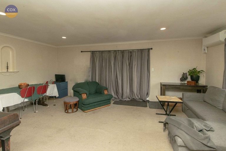 Photo of property in 3/4a Lee Road, Taradale, Napier, 4112