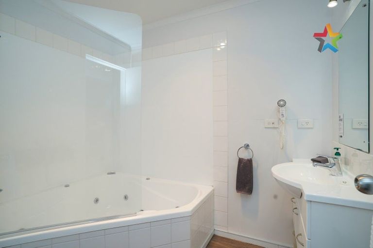 Photo of property in 10a-b Camden Street, Turnbull Thomson Park, Invercargill, 9810