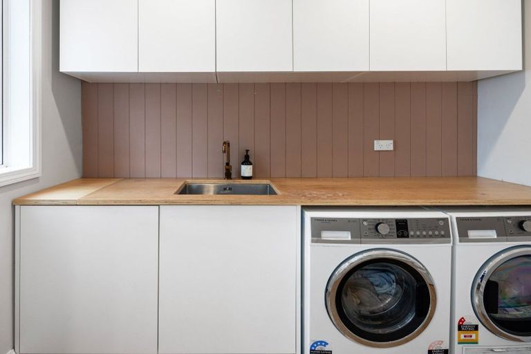 Photo of property in 17 Dinsdale Road, Dinsdale, Hamilton, 3204