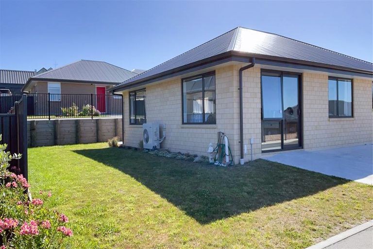 Photo of property in 16b Clydesdale Drive, Holmes Hill, Oamaru, 9401