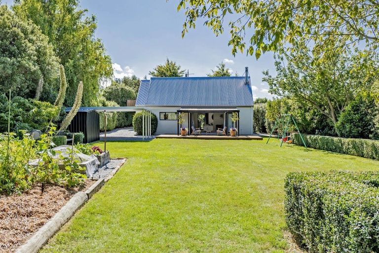 Photo of property in 20 Brook Street, Southbridge, 7602