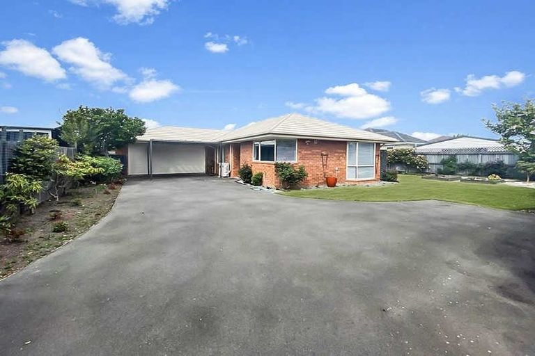Photo of property in 10a Mundys Road, Dallington, Christchurch, 8061