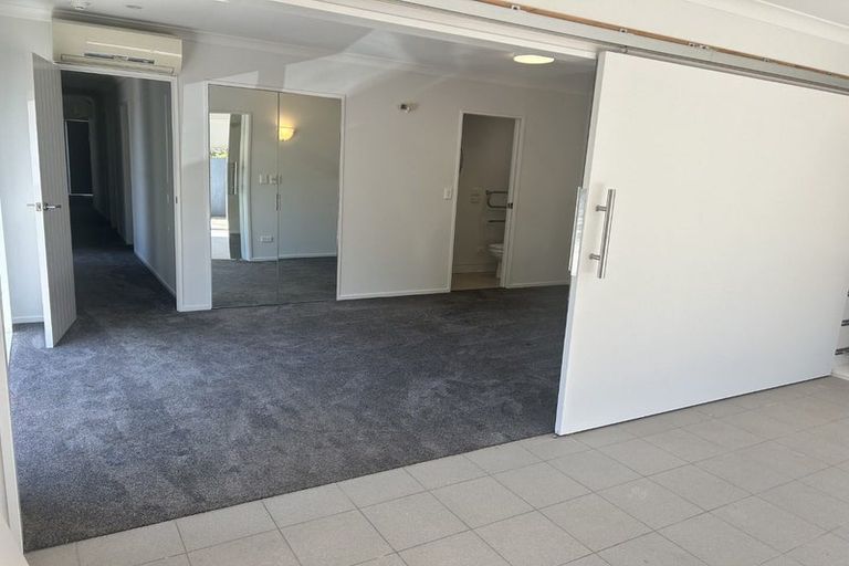 Photo of property in 185 Te Moana Road, Waikanae, 5036