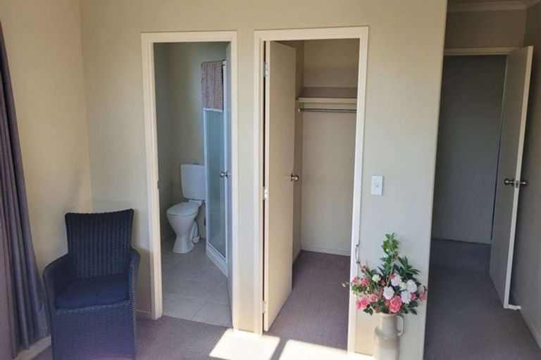 Photo of property in 11 Mckenzie Place, Rototuna North, Hamilton, 3210