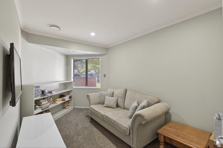 Photo of property in 55 Shelter Grove, Frankleigh Park, New Plymouth, 4310