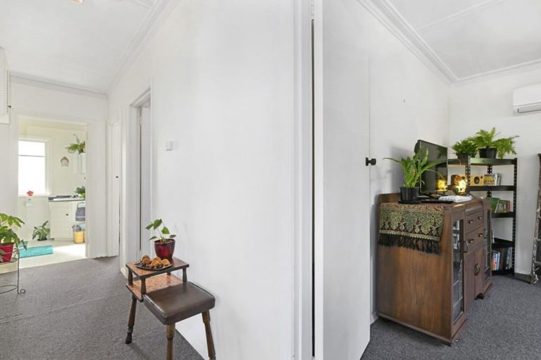 Photo of property in 69 Glenpark Avenue, Mornington, Dunedin, 9011