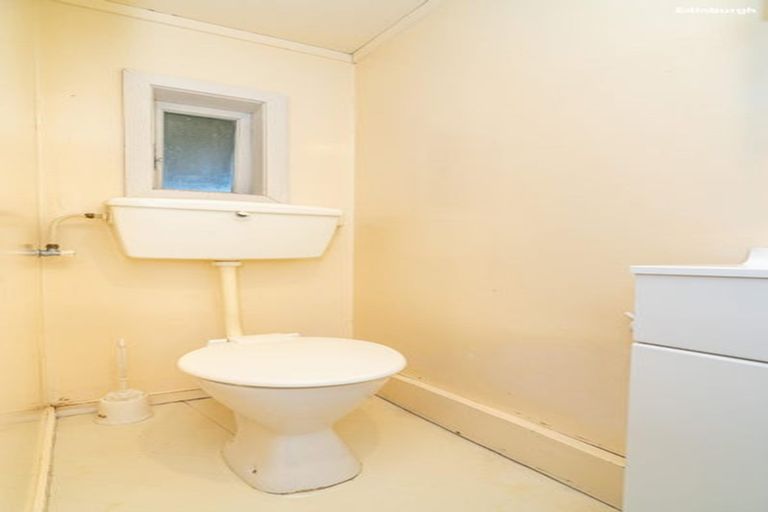 Photo of property in 24 Henry Street, Maori Hill, Dunedin, 9010