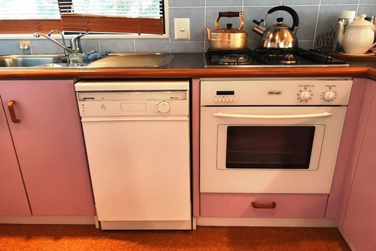 Photo of property in 22 Aoturoa Avenue, Rotoiti Forest, Rotorua, 3074