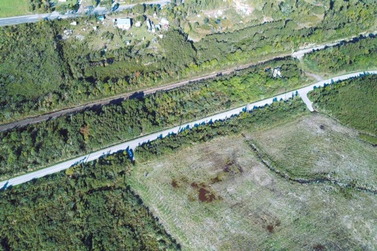 Photo of property in 84 Newcastle Street, Clyde, 9330