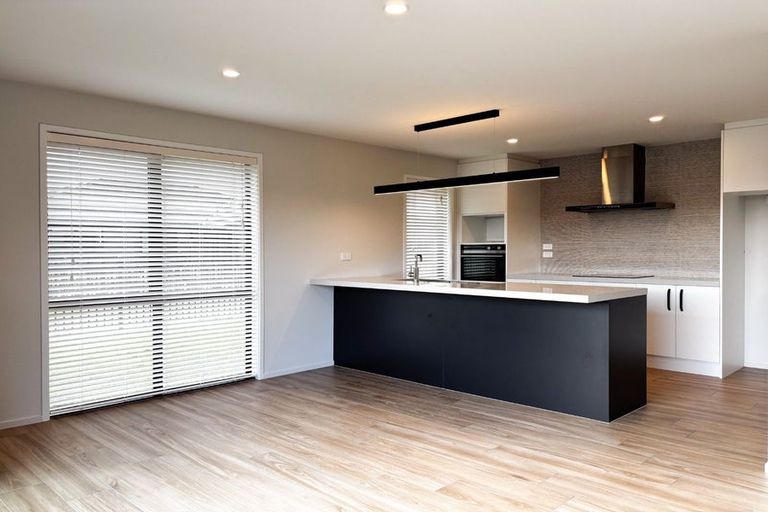 Photo of property in 21 Storr Close, Halswell, Christchurch, 8025
