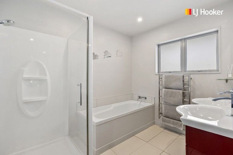 Photo of property in 333 Highcliff Road, Highcliff, Dunedin, 9013