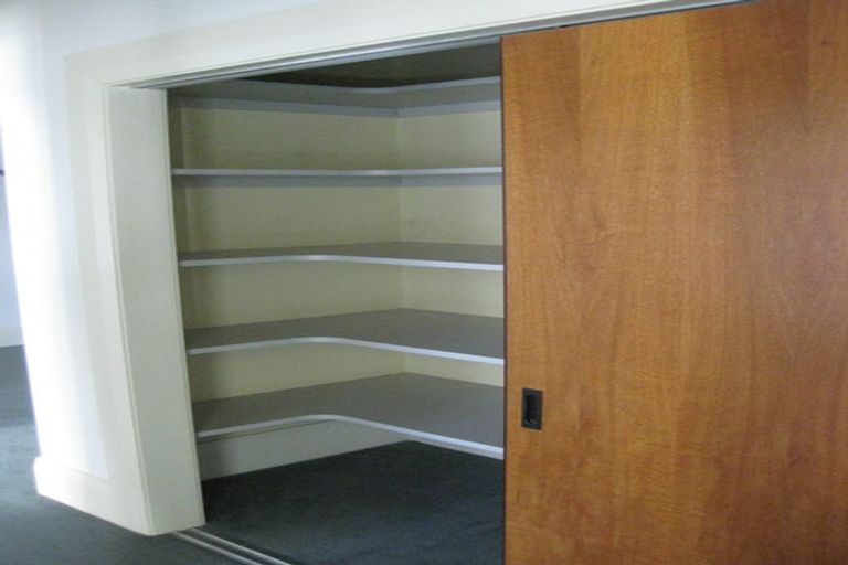 Photo of property in Dominion Apartments, 27/80 Victoria Street, Wellington Central, Wellington, 6011