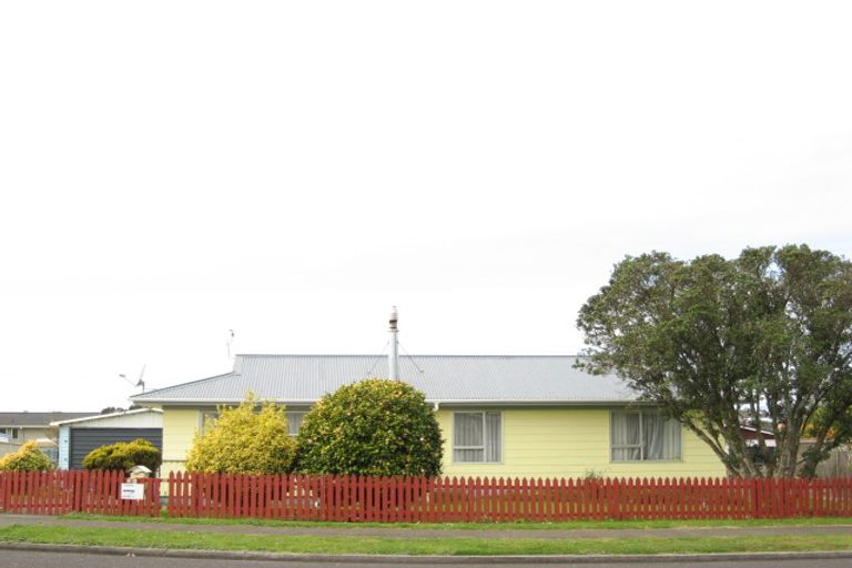 Photo of property in 12 Veronica Place, Bell Block, New Plymouth, 4312
