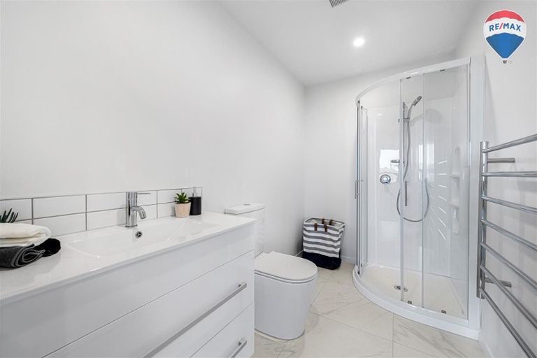 Photo of property in 18au7 Cathie Place, Karori, Wellington, 6012