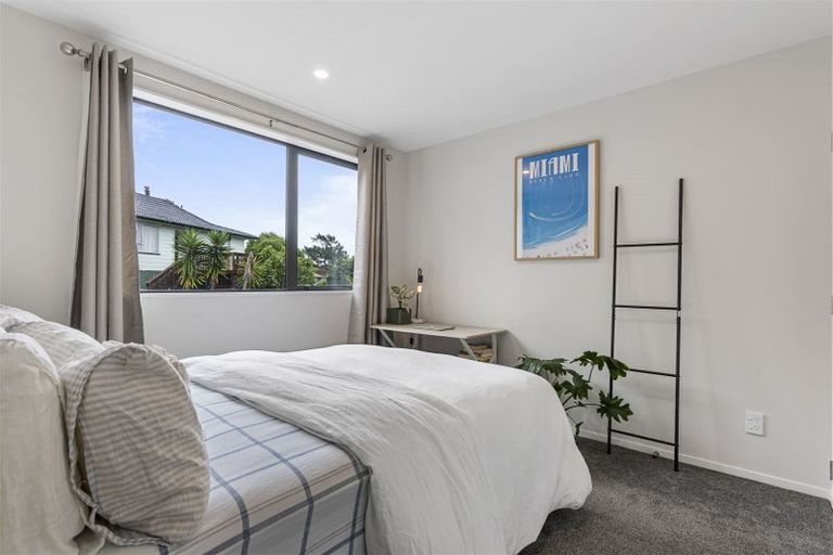 Photo of property in 65b Spinella Drive, Bayview, Auckland, 0629