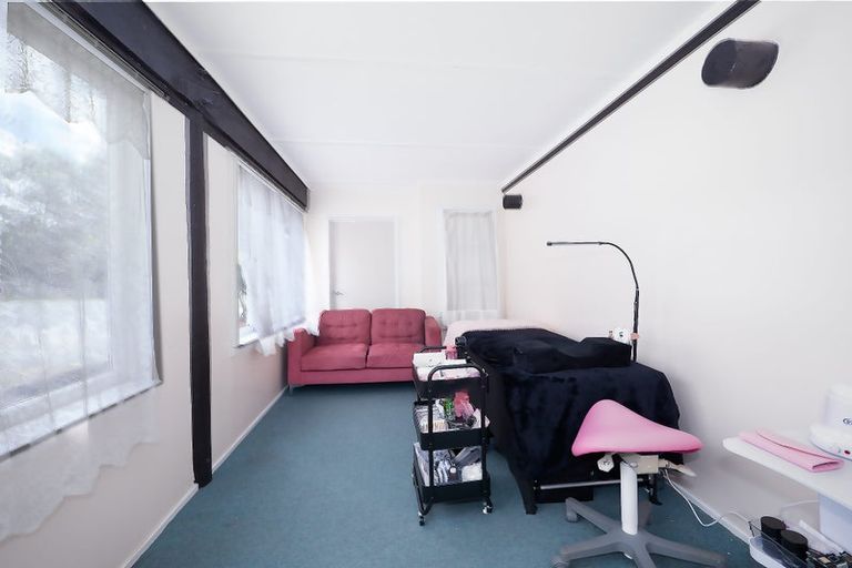 Photo of property in 109a Wiroa Road, Kerikeri, 0293